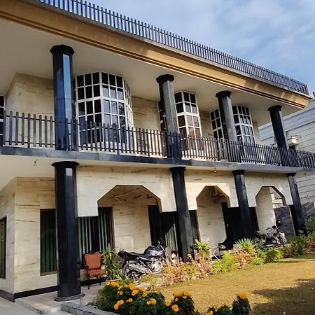 فندق Capri Executive اسلام اباد المظهر الخارجي الصورة